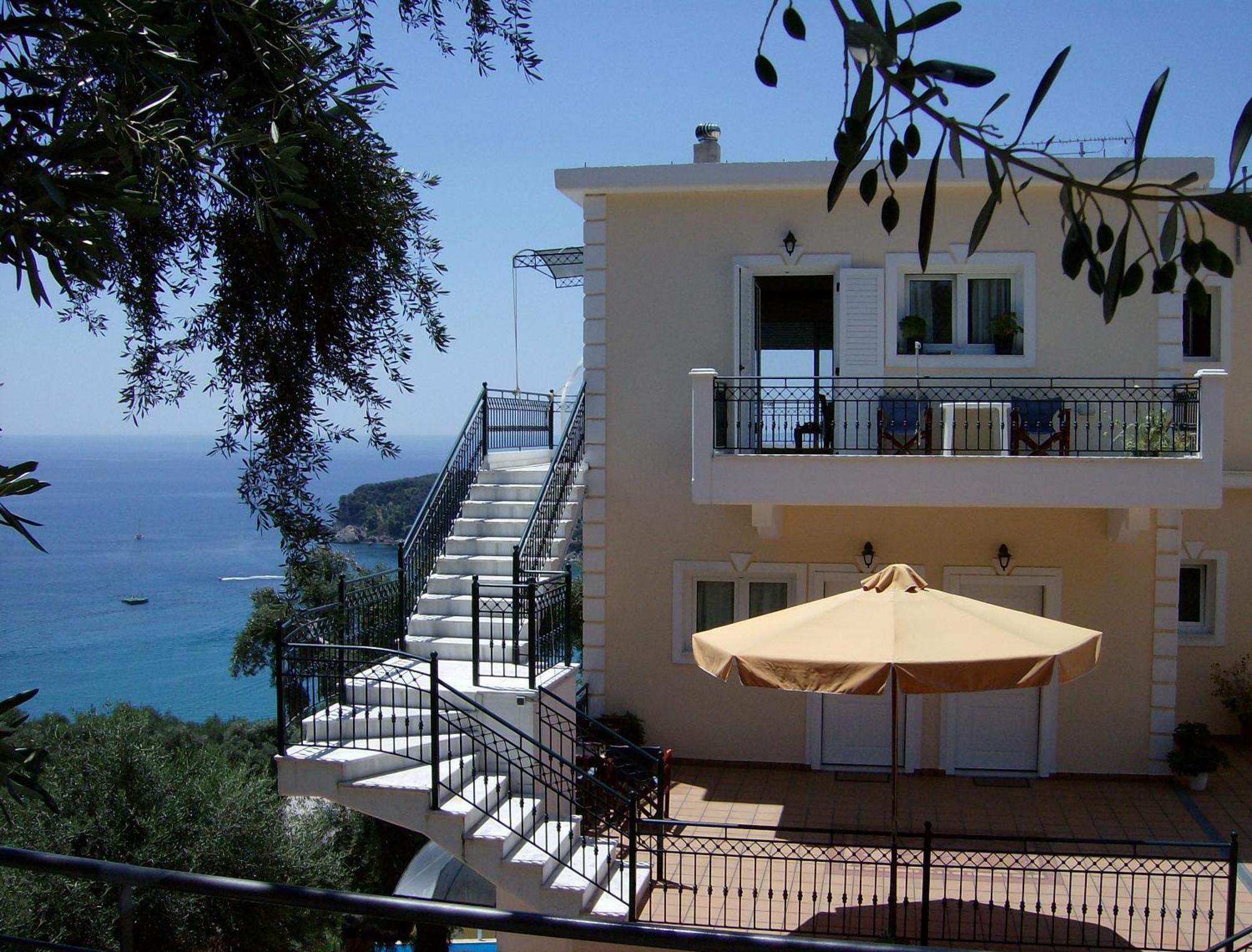 Studios Nikolaou Bros Parga Extérieur photo