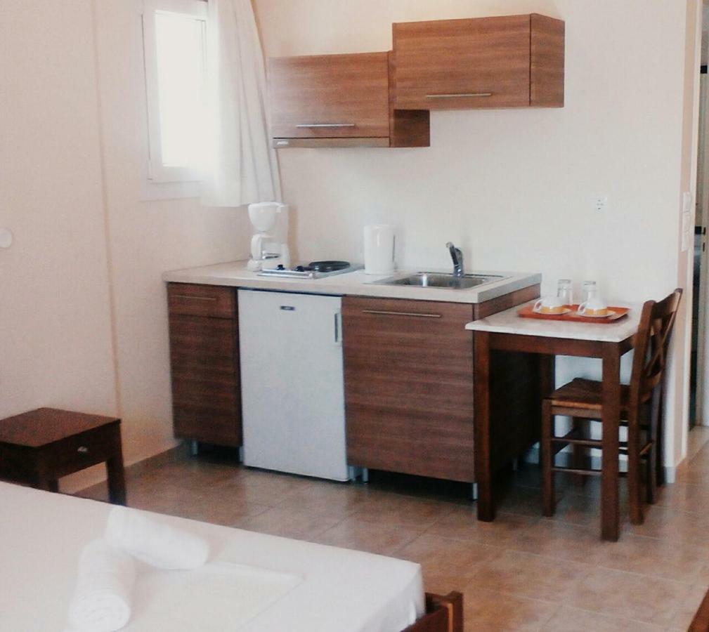 Studios Nikolaou Bros Parga Extérieur photo