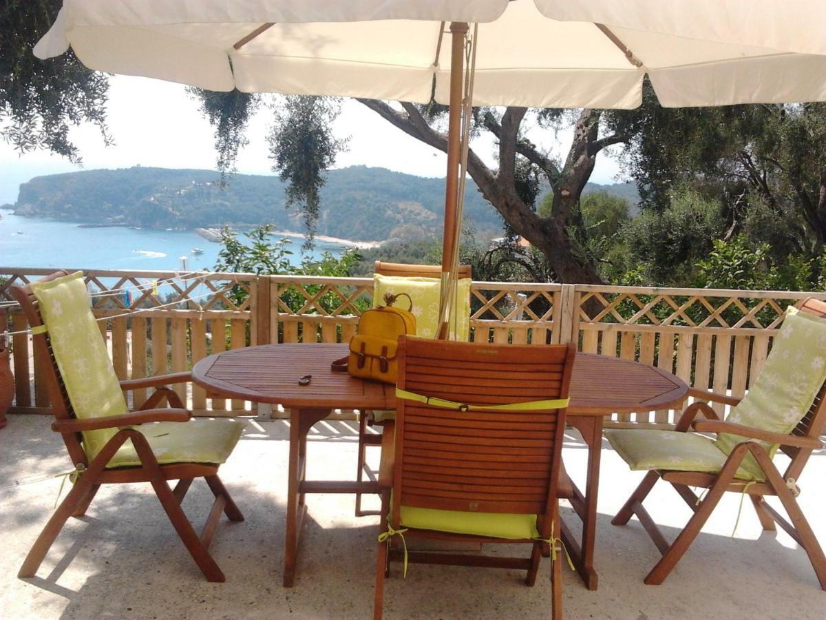 Studios Nikolaou Bros Parga Extérieur photo